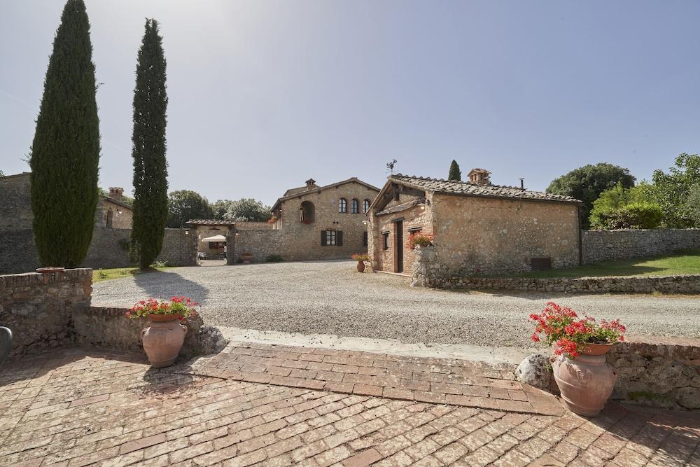 Borgo Gallinaio Monteriggioni Exterior photo